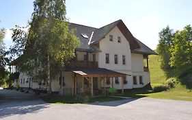 Apartmens And Rooms Sostar