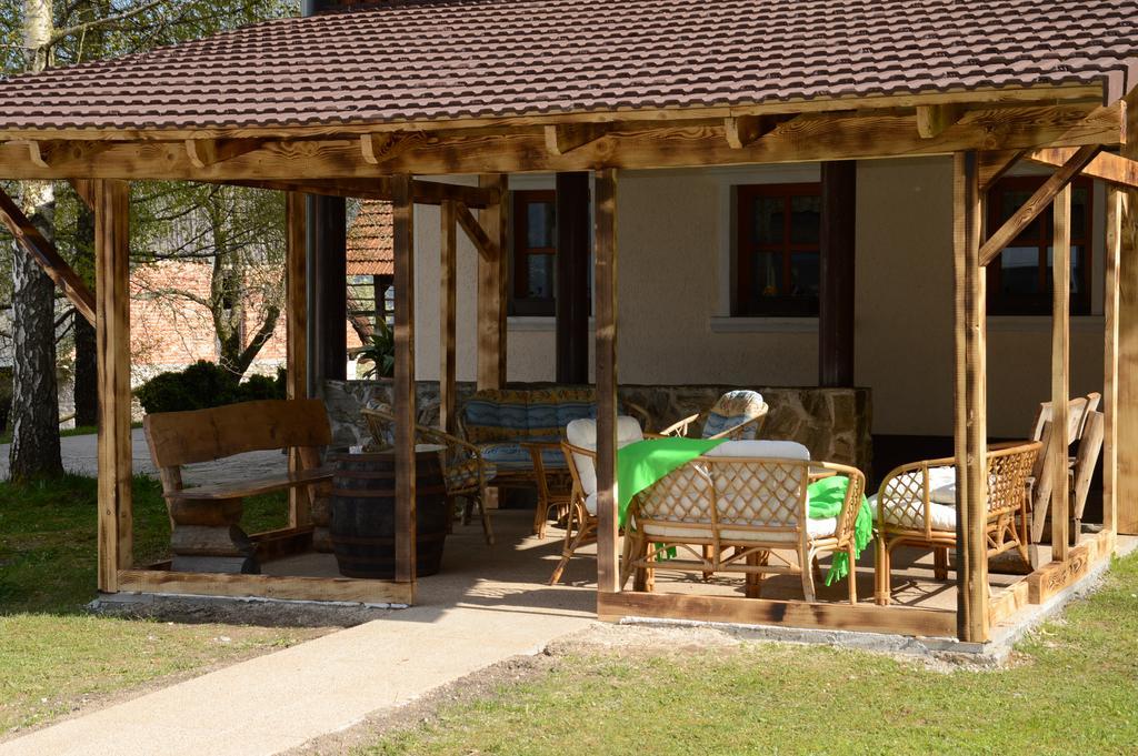 Apartmens And Rooms Sostar Cerkno Kültér fotó