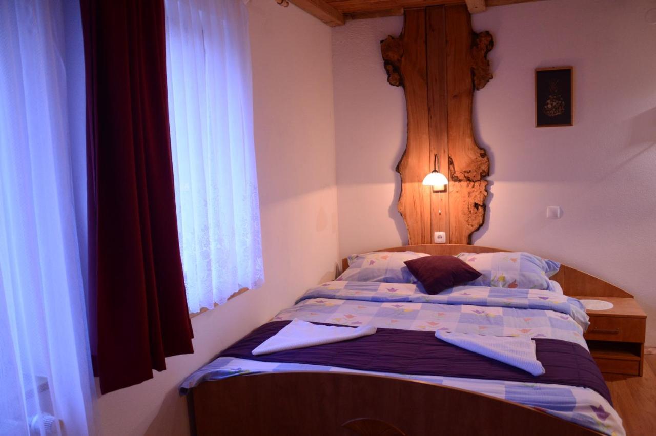 Apartmens And Rooms Sostar Cerkno Kültér fotó